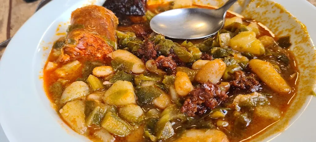 Casa Nando_Mieres_slider_image_3