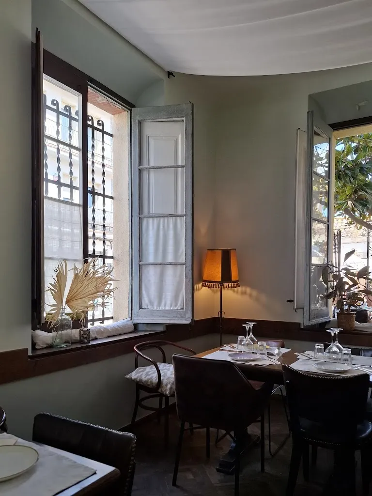 Antic Casino Restaurant Pals_Pals_slider_image_1