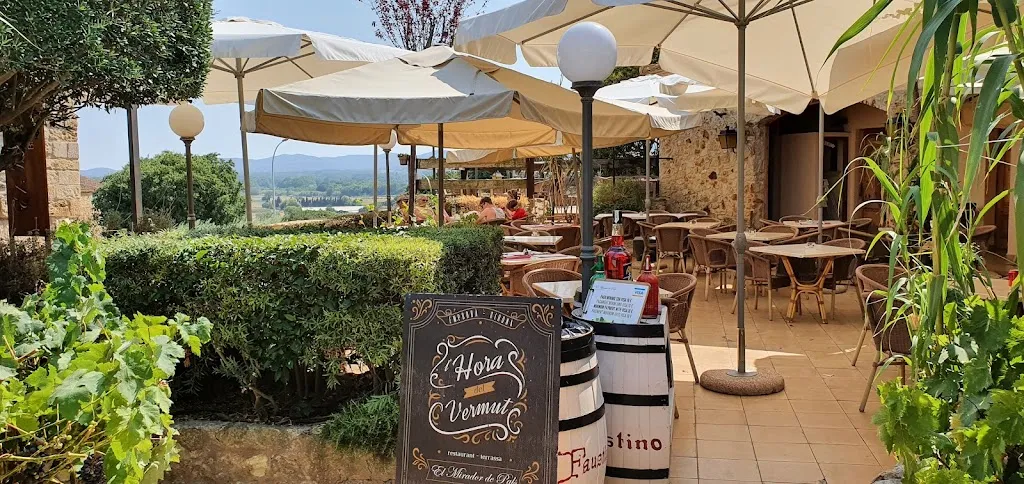 El mirador de Pals restaurant in Pals