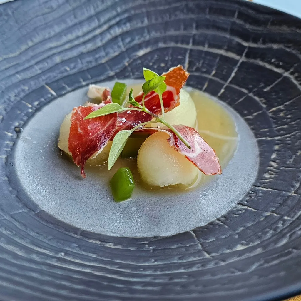 SoloVida Restaurant_Palau-saverdera_slider_image_2