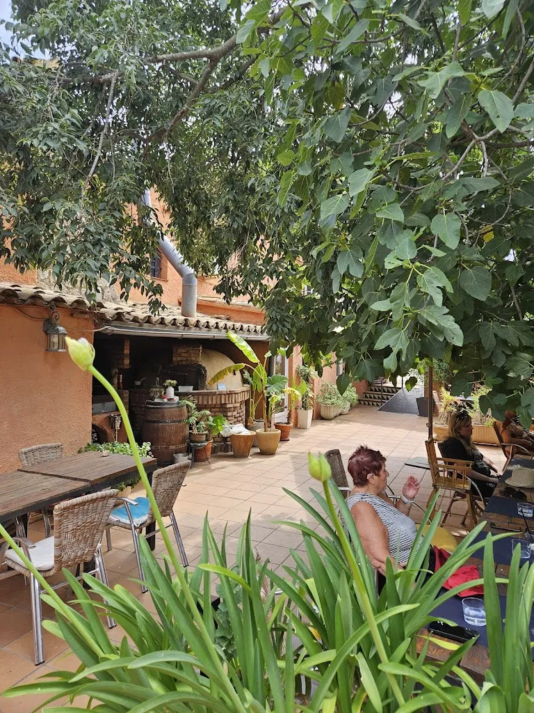 Juana Khandjian_Casa Carmeta_Palau-saverdera_recensione