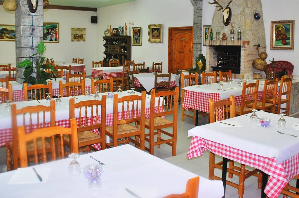 Restaurant Can Felix Empuriabrava, Castelló d'Empúries_Palau-saverdera_slider_image_1