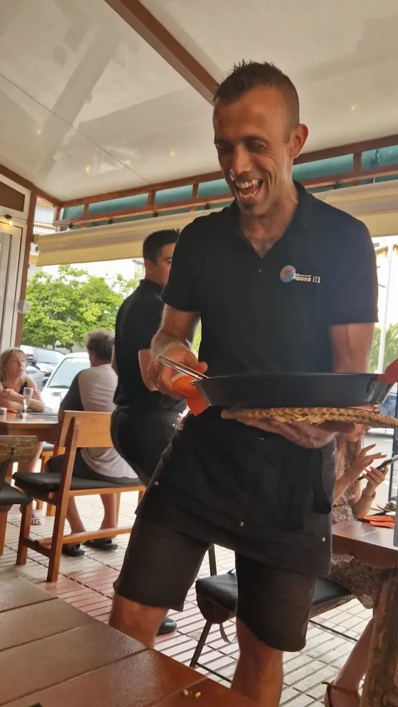 Roses lll_Palau-saverdera_slider_image_2