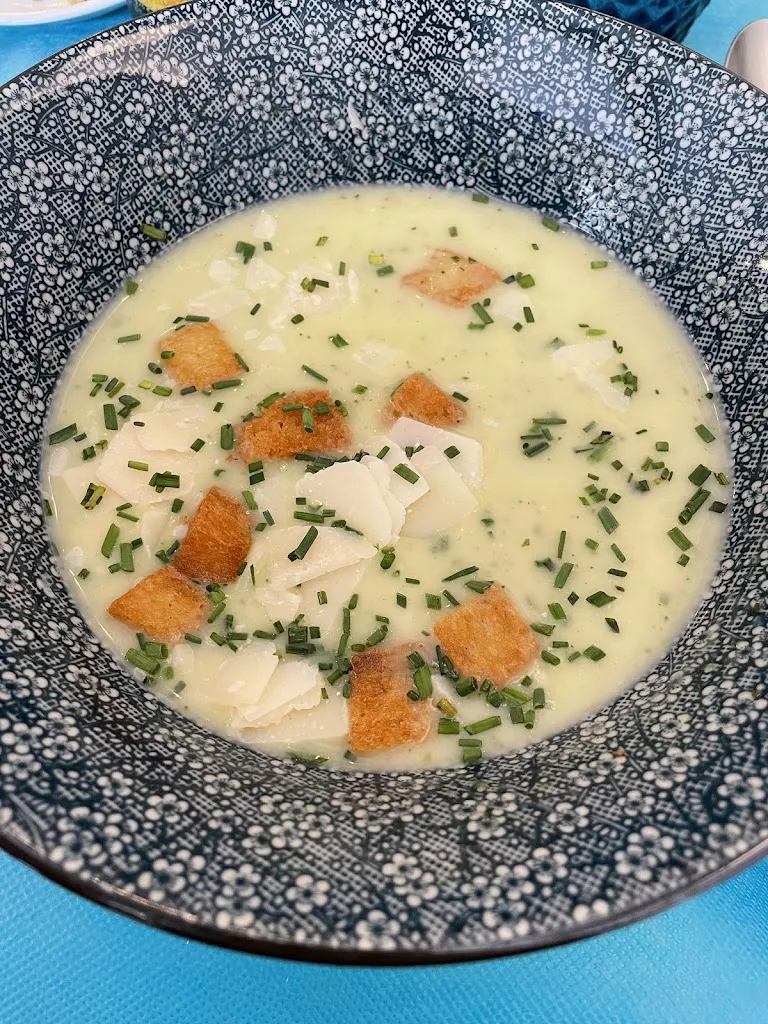 Ricard CT_Restaurant Falconera_Palau-saverdera_review