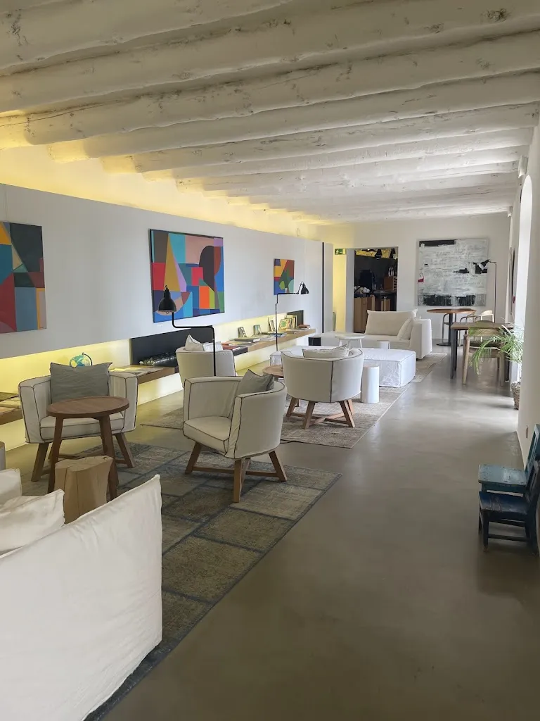 Hanna_Mas Lazuli Hotel_Palau-saverdera_recensione