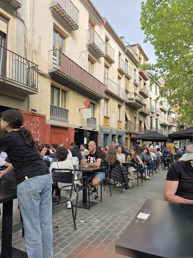 Santi Talo_El Cafè del Firal_Olot_recensione