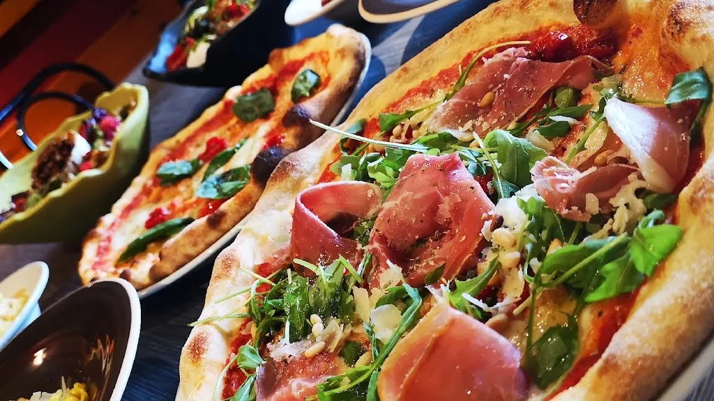 Trattoria Da Luiggi_Olot_slider_image_3