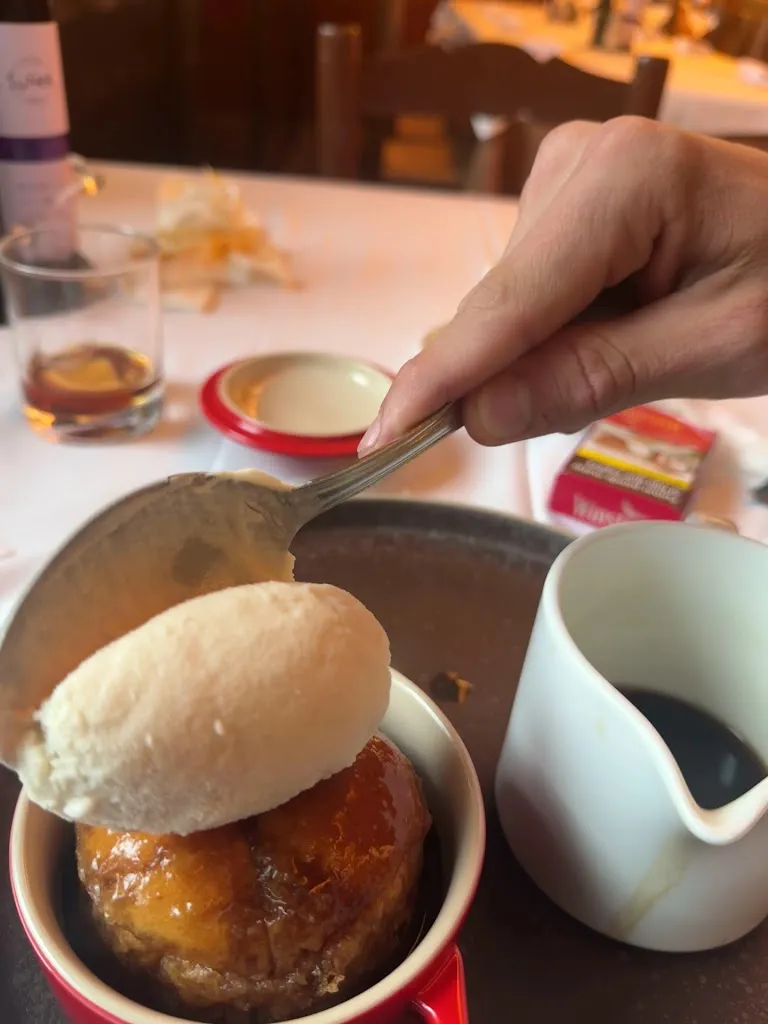 Al Dr_Hostal Dels Ossos_Olot_recensione