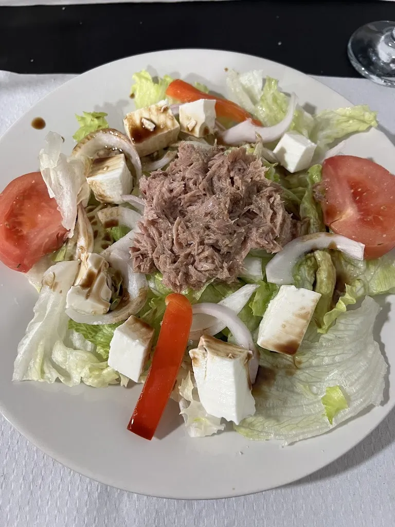 Carmen Reyes Gomez_Restaurant el Setrill_Olot_review