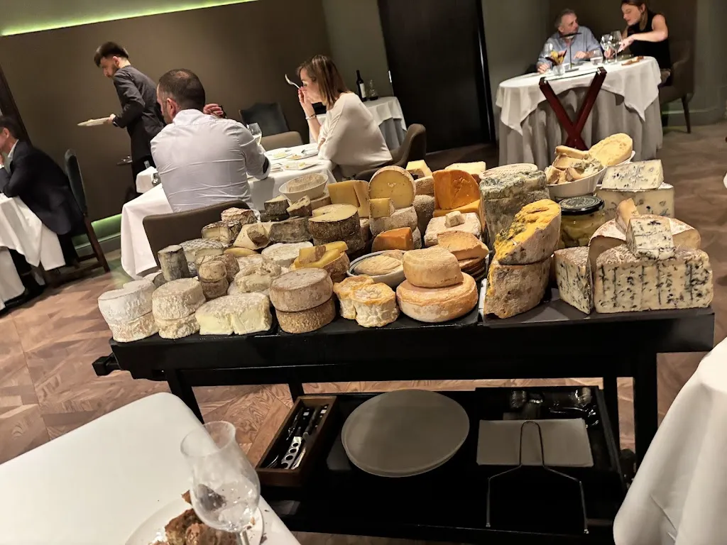 Castell Peralada Restaurant_Peralada_slider_image_3