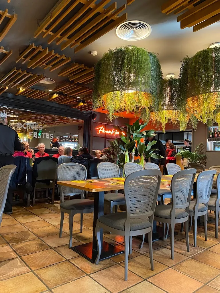 Croaks Peralada_Peralada_slider_image_1