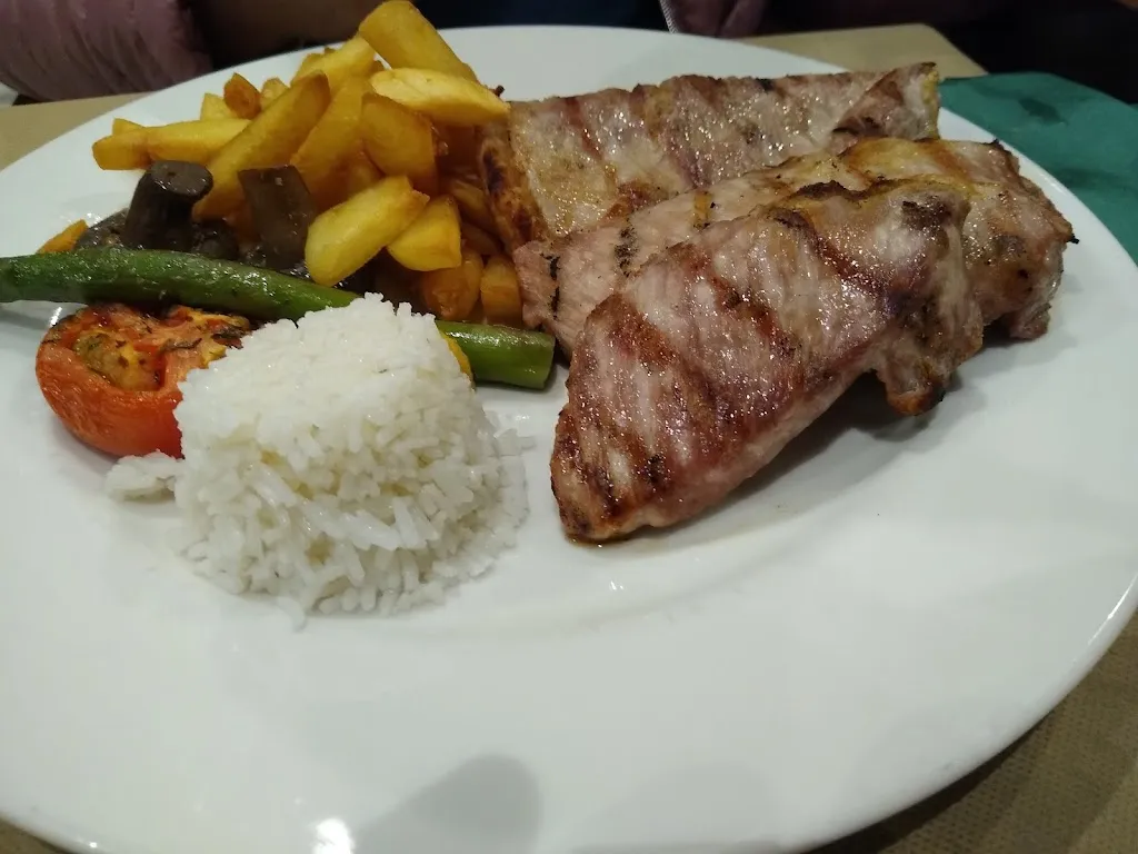 Adrian B_Restaurant El Centre_Peralada_review