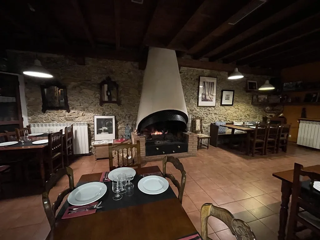 Restaurant el Trill_Planoles_slider_image_1