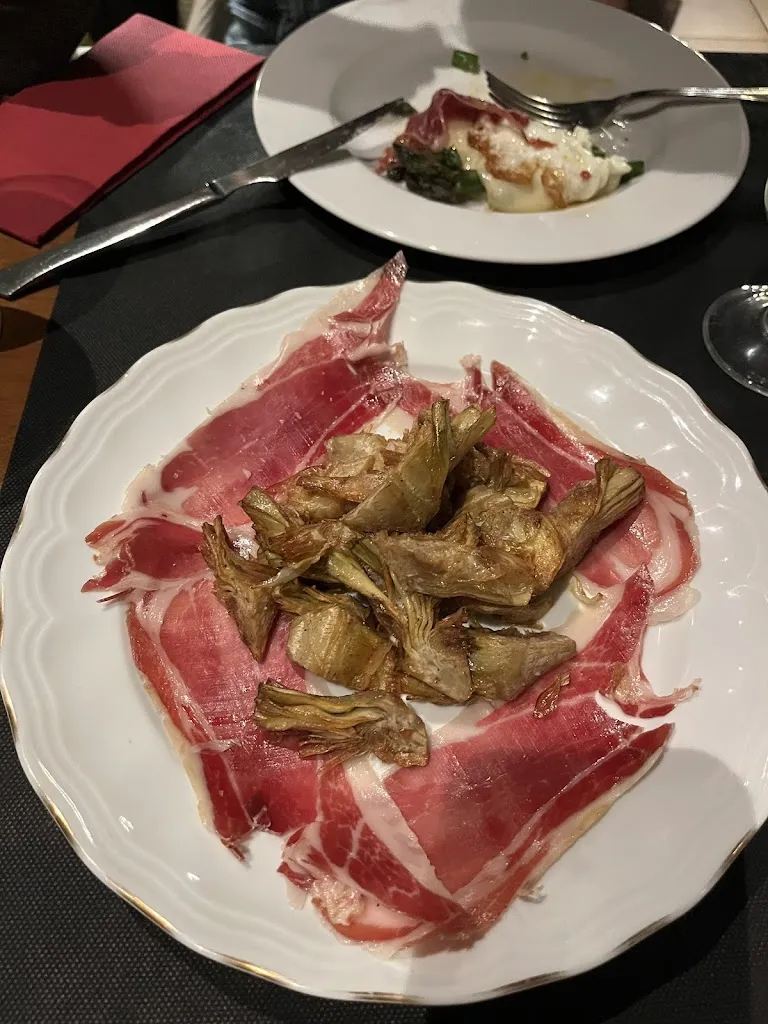 Restaurant el Trill_Planoles_slider_image_3