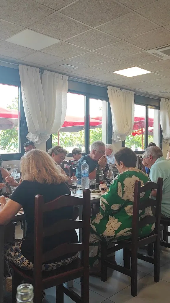 Restaurant La Parada_Pont de Molins_slider_image_2