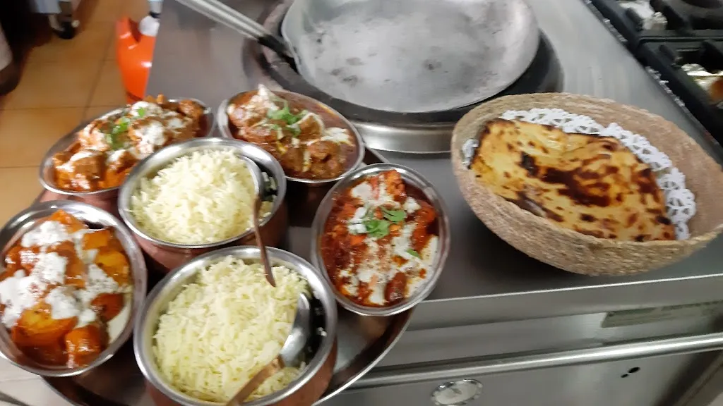 Casa del Curry Indian Restaurant_Planes dHostoles Les_slider_image_3