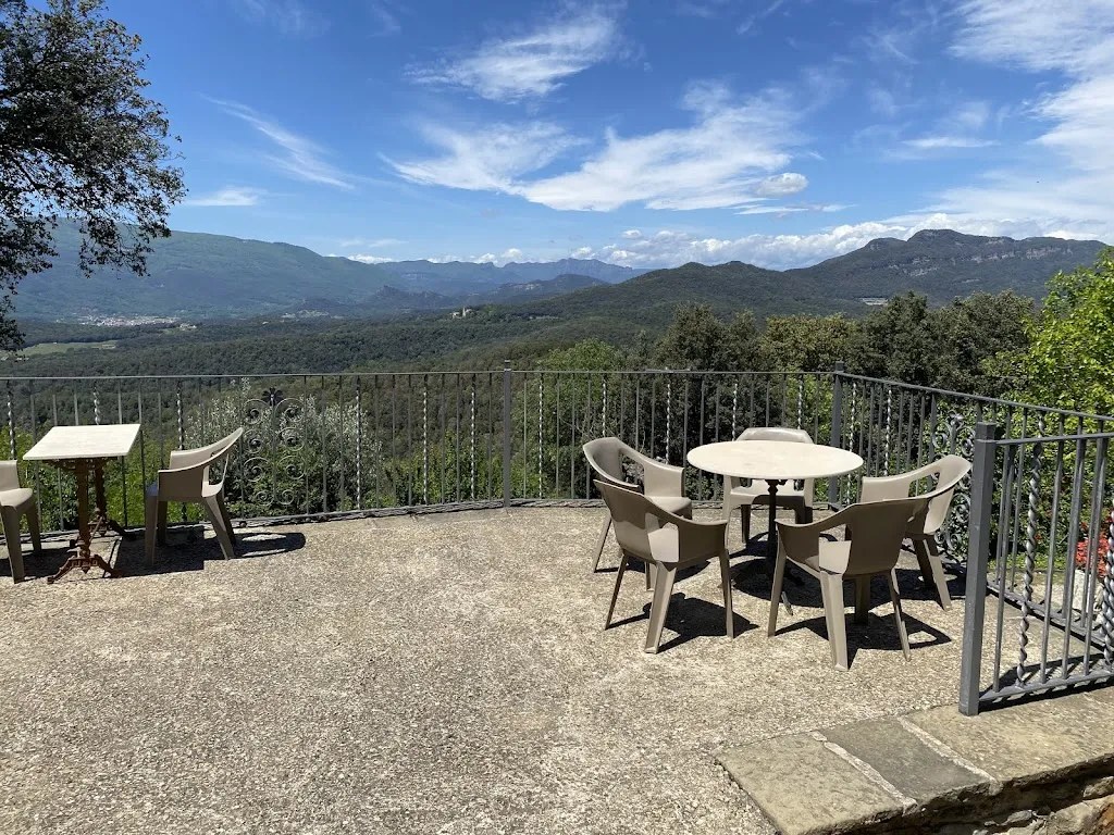 Mas el Siubès restaurant à Planes dHostoles Les
