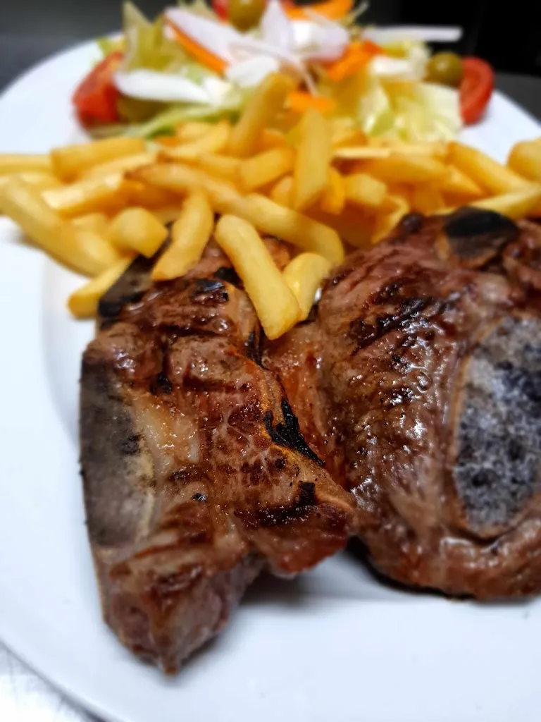 Bar Restaurant Can Llens_Planes dHostoles Les_slider_image_2