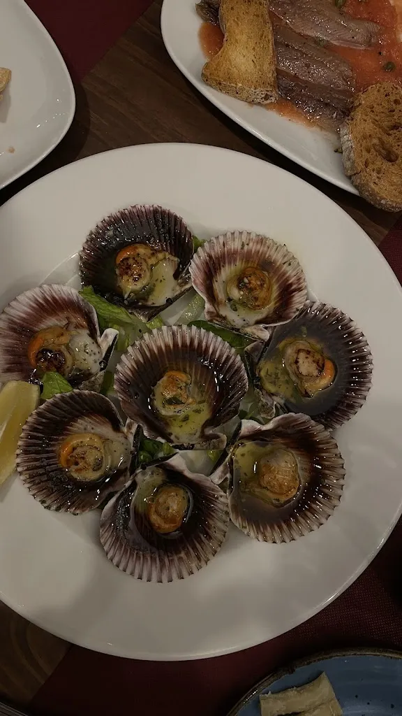 Helene Sophia_Bar Restaurant Riky_Portbou_review