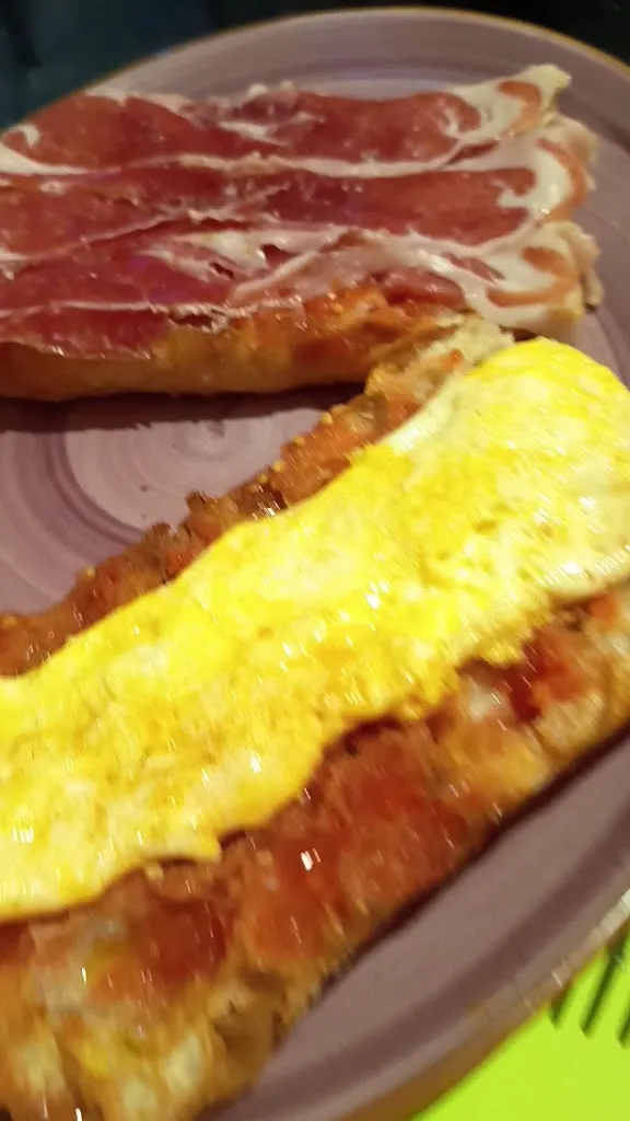 Can Paco_Palamós_slider_image_2