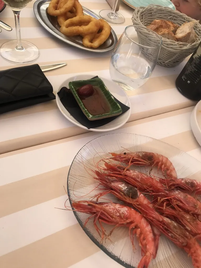 Asya B_Can Blau_Palamós_review