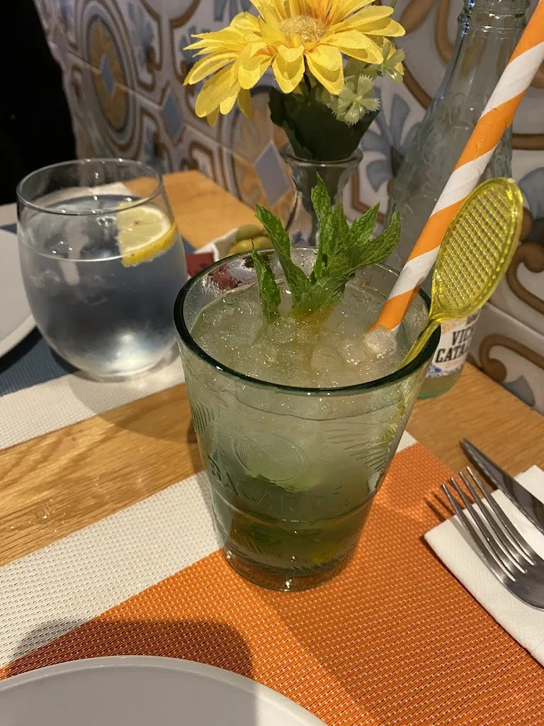 Colin Spikes_Habana 1956_Palamós_review