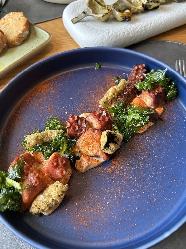 Marney Lutz_Kaos_Palamós_review