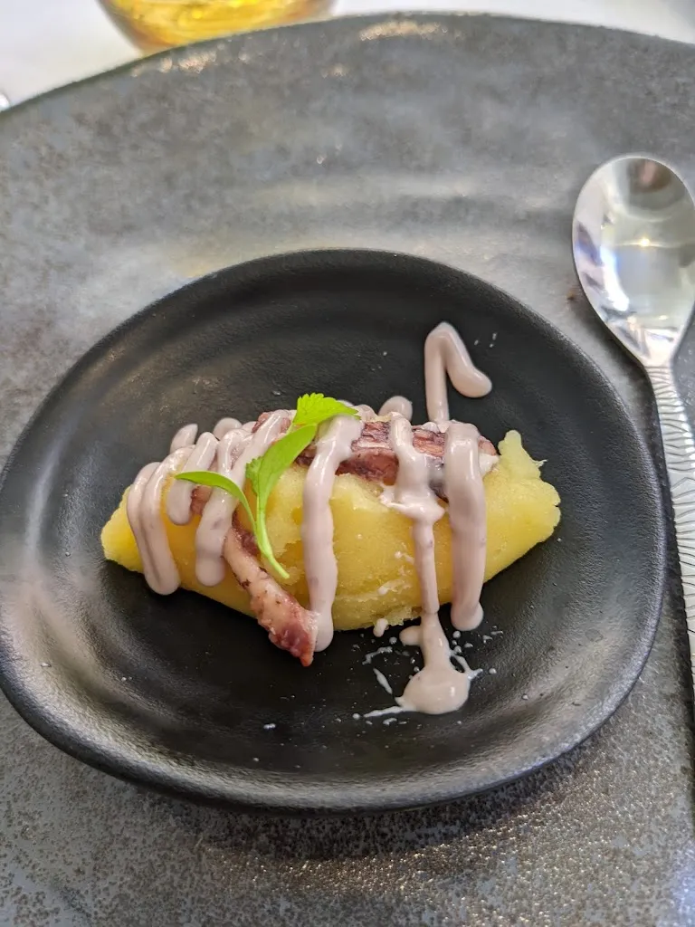 Paul Lavin_Entre dos mons_Palamós_review