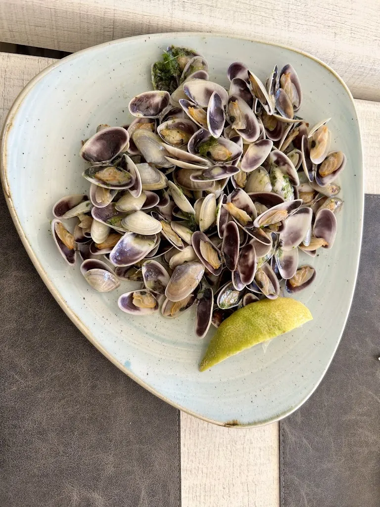 Sandra Ventura Lopes_Waves La Fosca Restaurant_Palamós_review