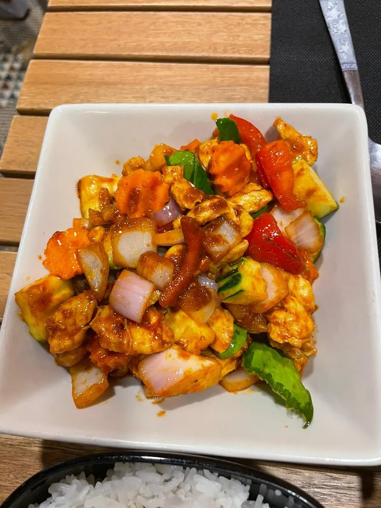 THAI Palamós_Palamós_slider_image_3