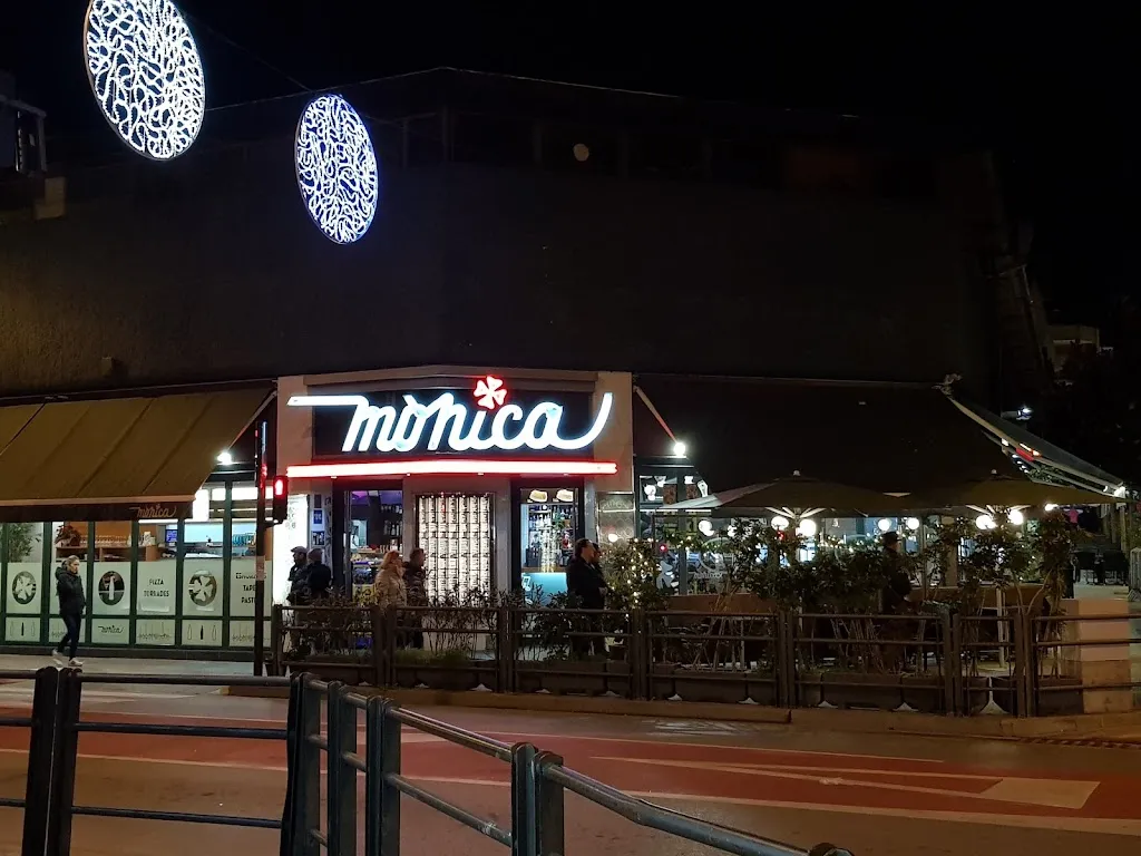 Mònica restaurant in Palamós