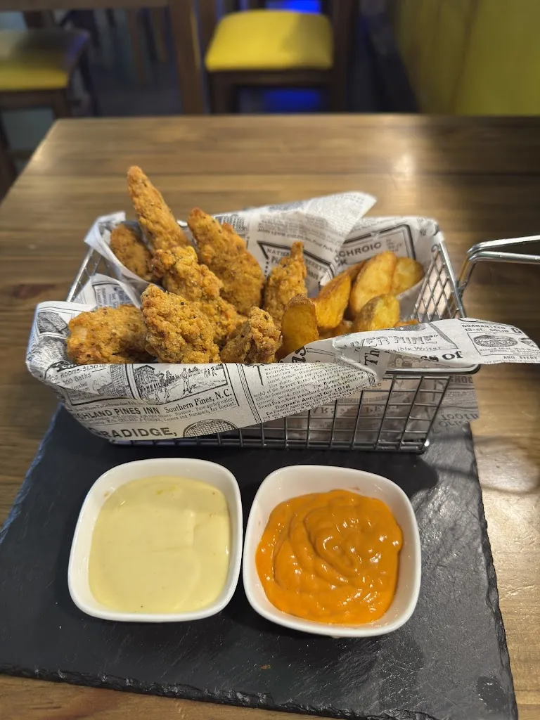 Cerveceria La Oveja Amarilla Retiro_Rabós_slider_image_2