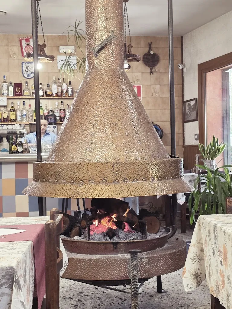 Restaurant Can Villaura_Ripoll_slider_image_3