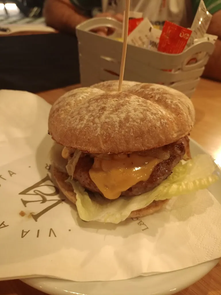 Menu_Via Augusta Gastrobar_Riudellots de la Selva_immagine_7