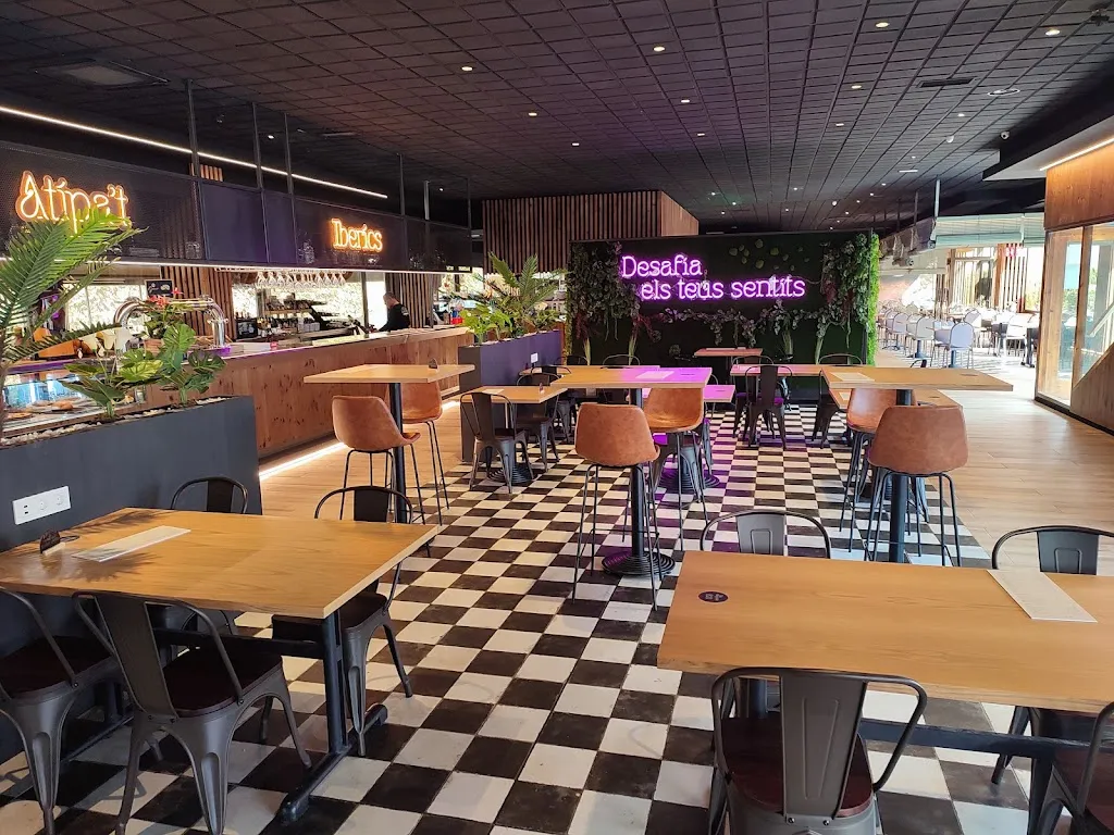 Via Augusta Gastrobar restaurant in Riudellots de la Selva