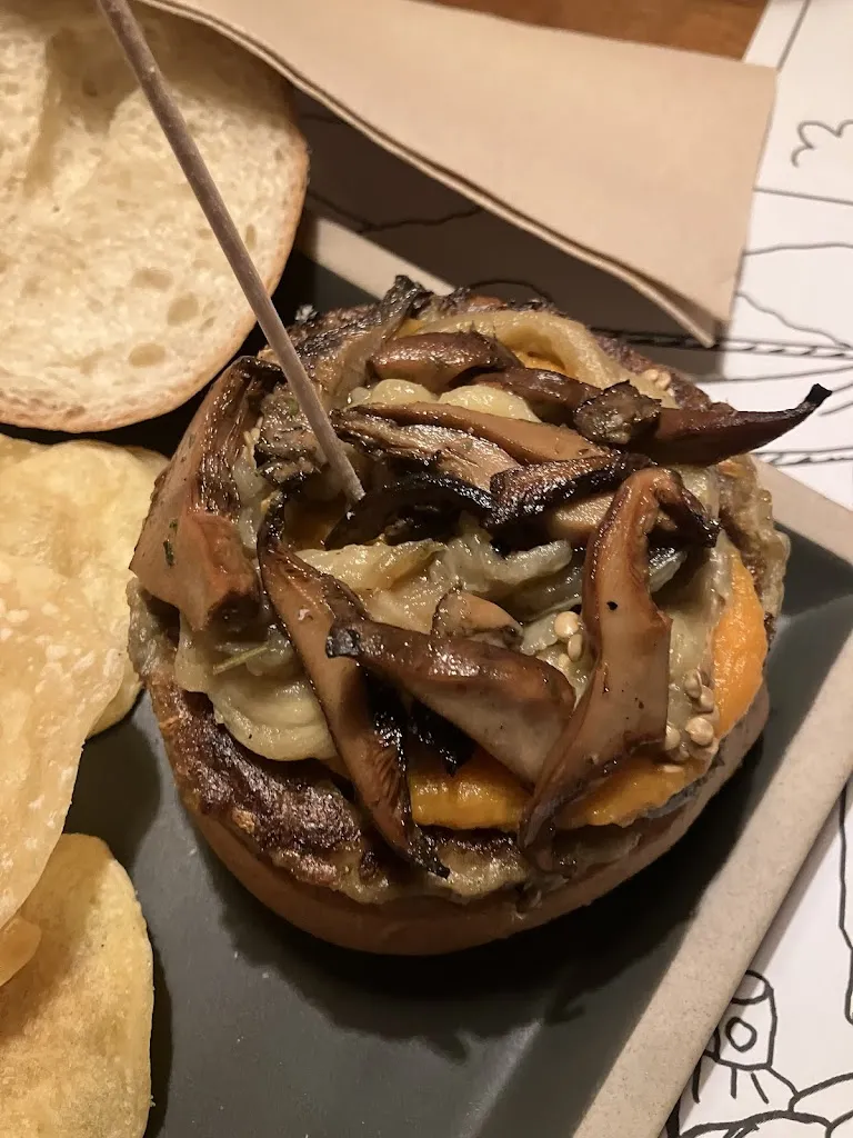 Theo Robinson_La Tinto de Ribes_Ribes de Freser_review