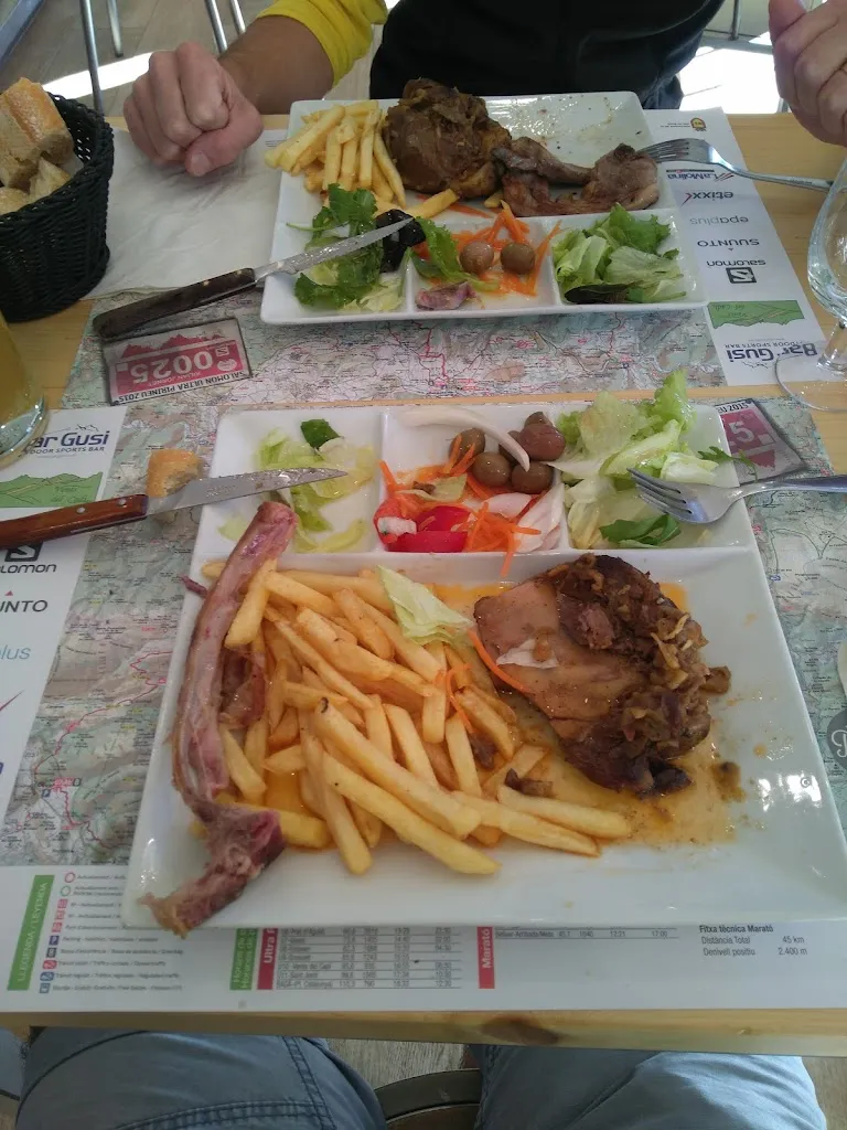 Menu_Bar Gusi Outdoor Sports_Ribes de Freser_image_7