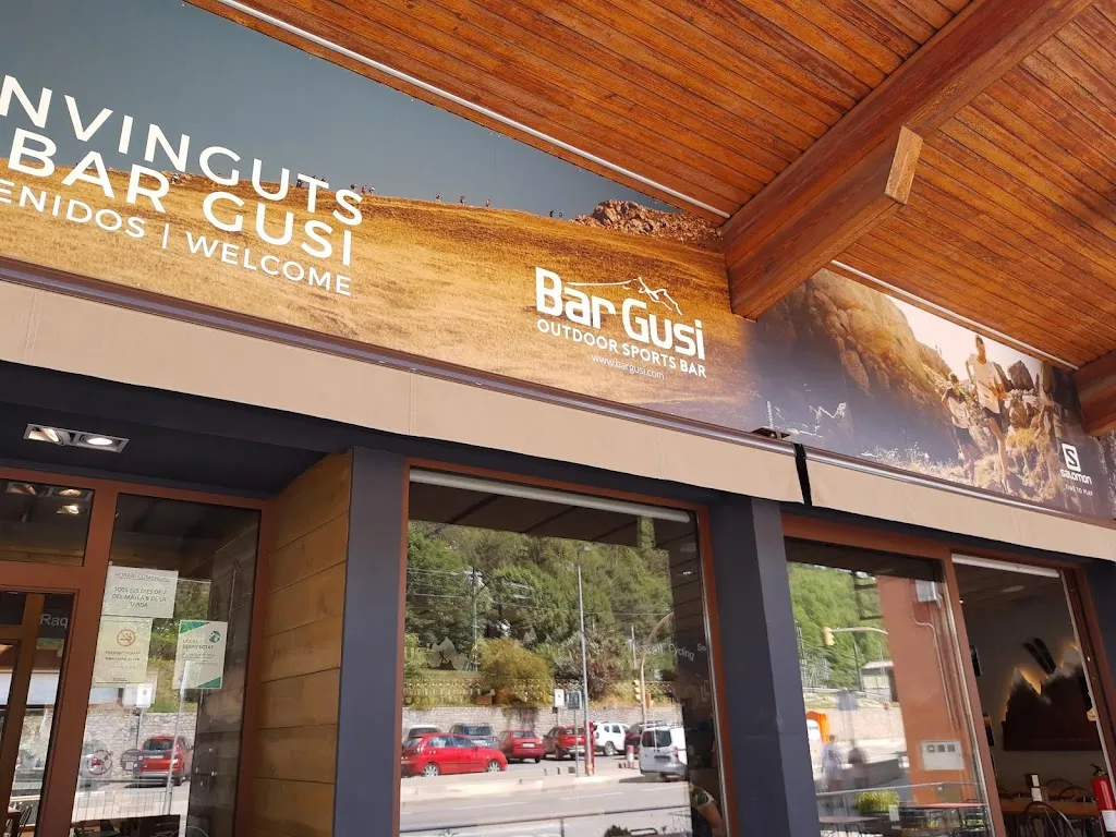 Bar Gusi Outdoor Sports restaurant in Ribes de Freser