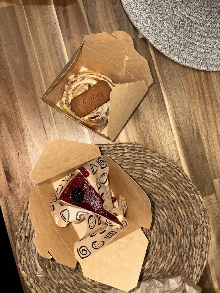 Melba Mavimbe_Salt In Cake_Salt_review