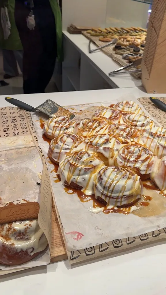 Salt In Cake_Salt_slider_image_2