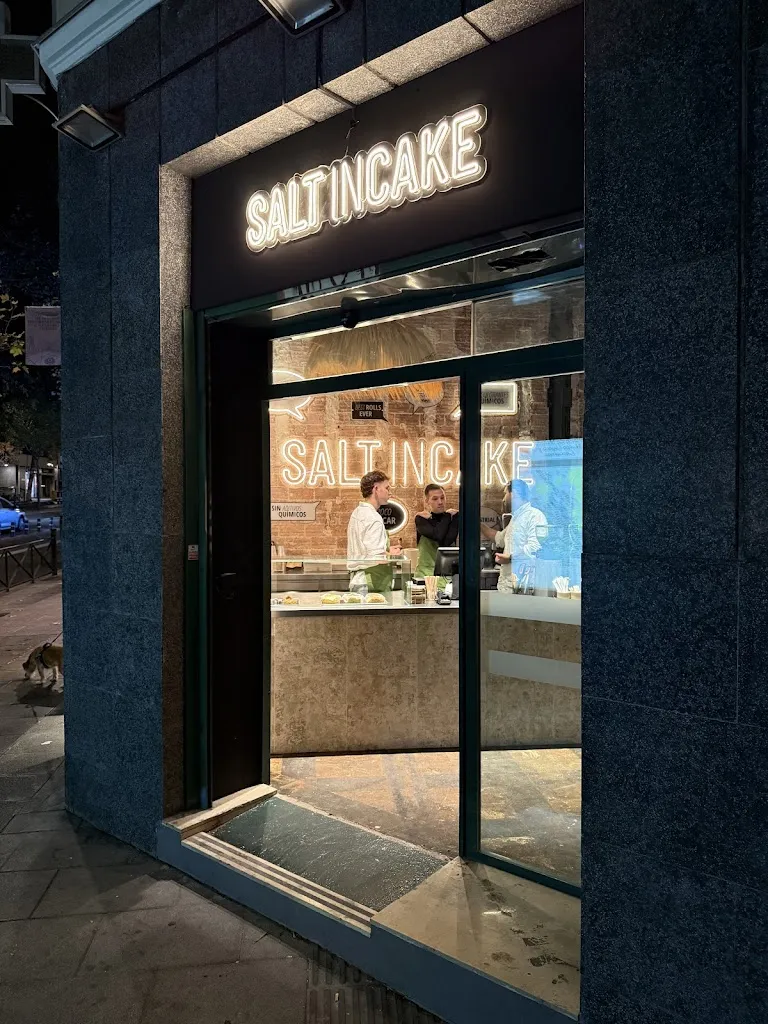 Salt in Cake - Chamberi_Salt_slider_image_1