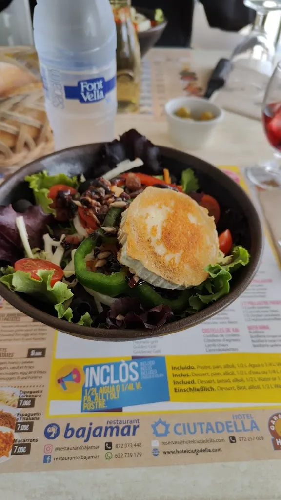 Andreea D_Restaurant Bajamar Buffet libre_Roses_review