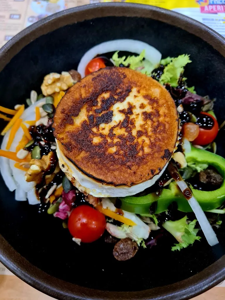 Daria Kocher_Restaurant Bajamar Buffet libre_Roses_review