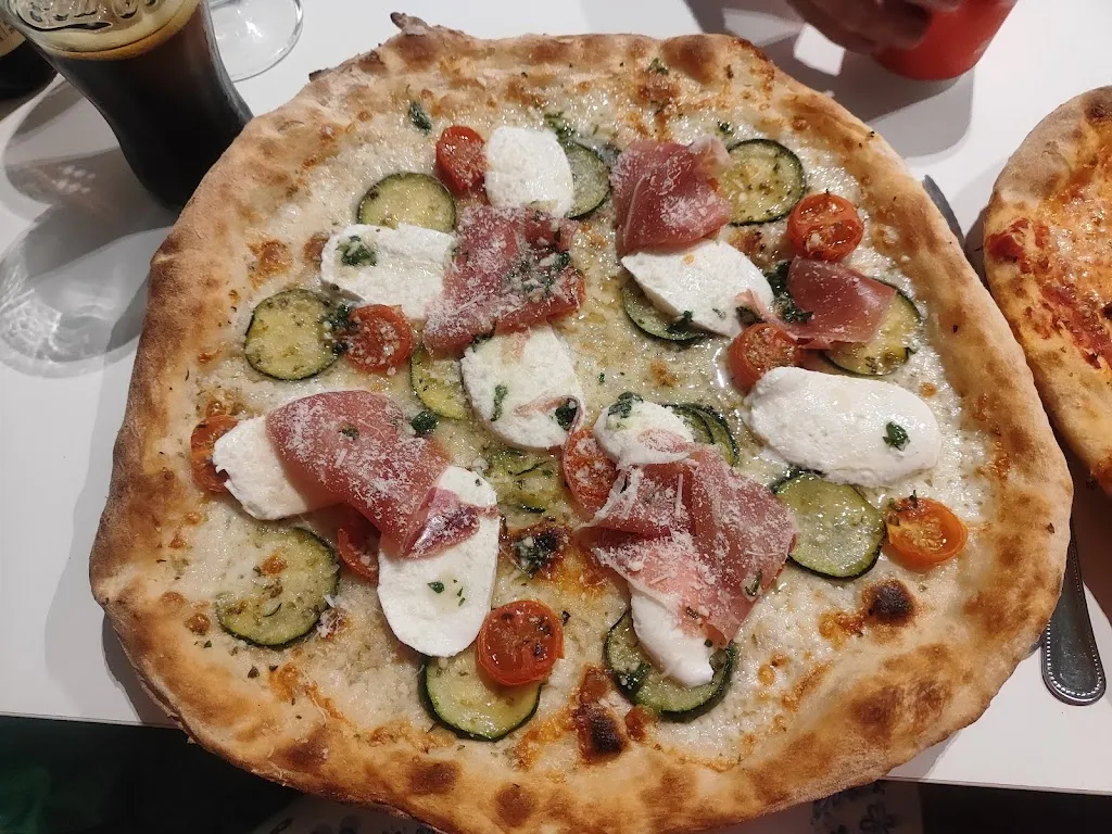 RistoPizza El Gecko_Sant Climent Sescebes_slider_image_3