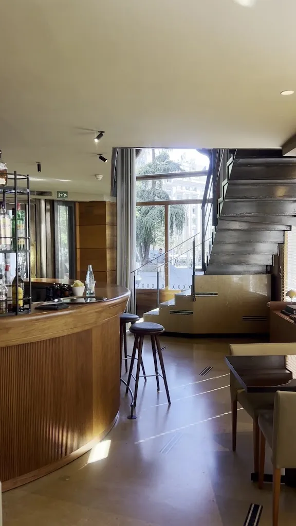 Miu_East 47 Restaurant-Bar_Aranga_review