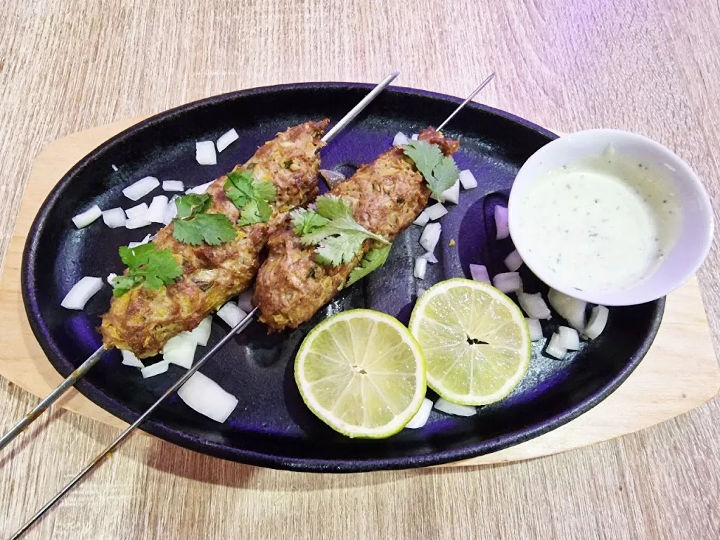 VTS BEST INDIAN_Pau_slider_image_3