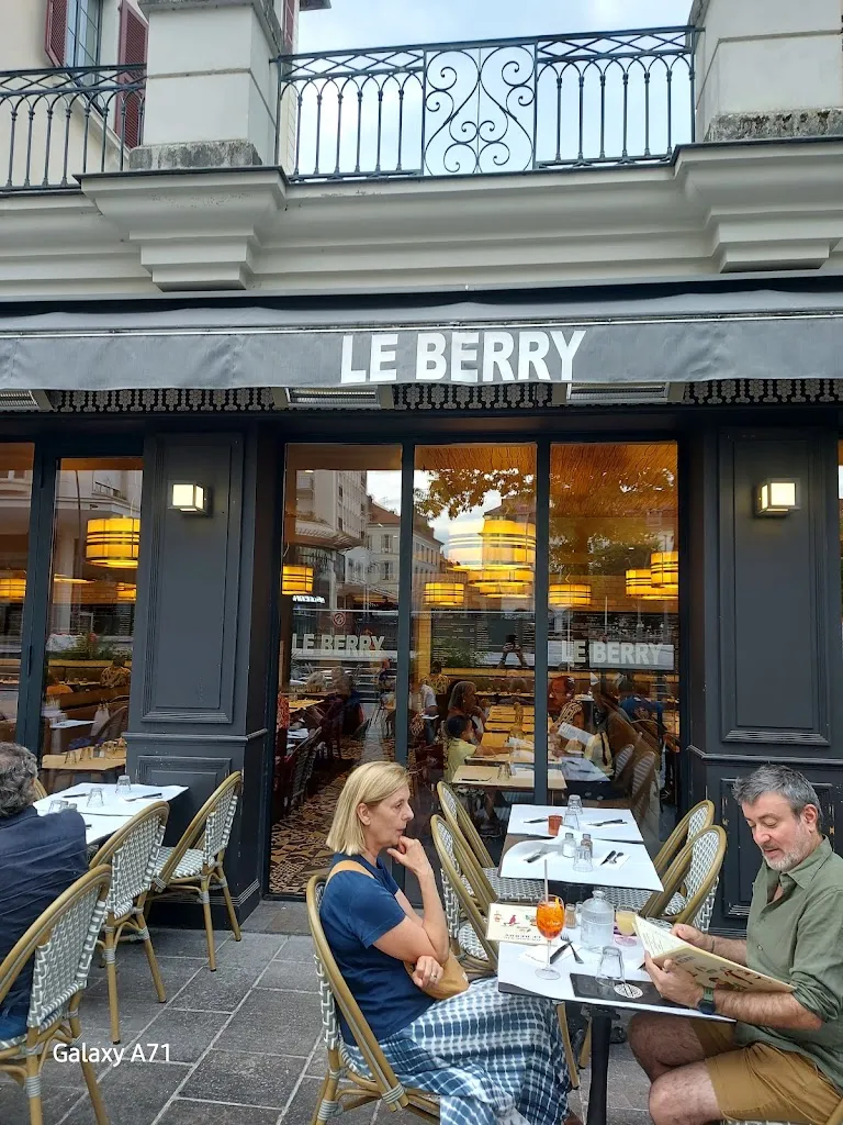Le Berry restaurant in Pau