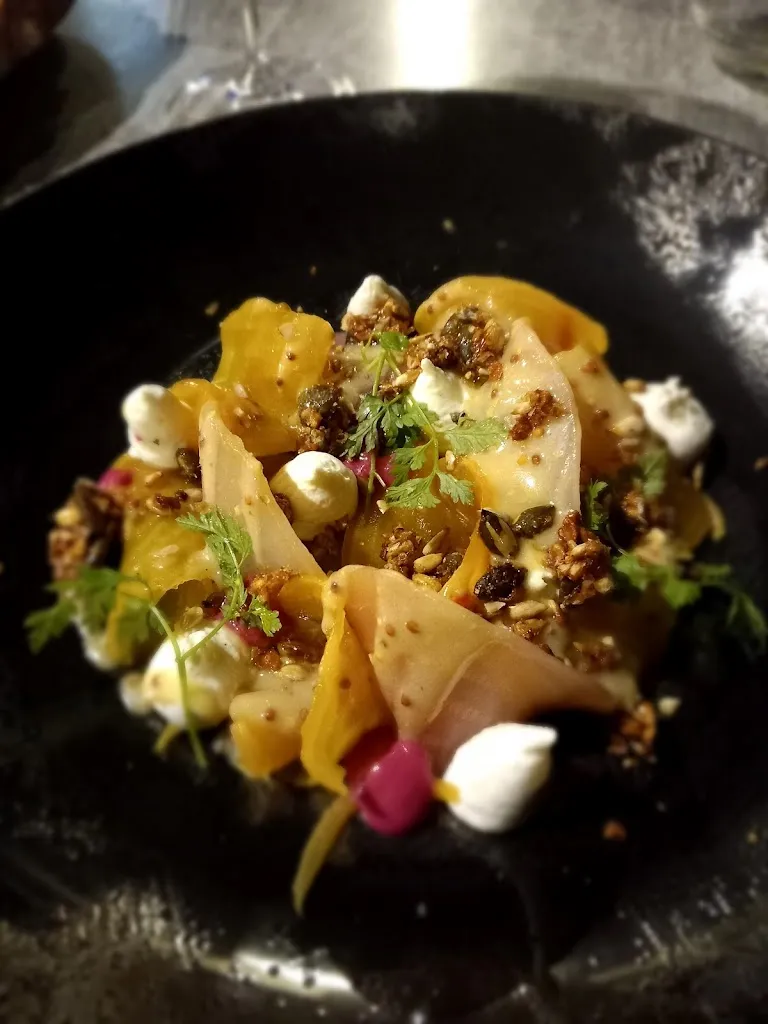 Lyn Crosthwaite_Omnivore_Pau_review