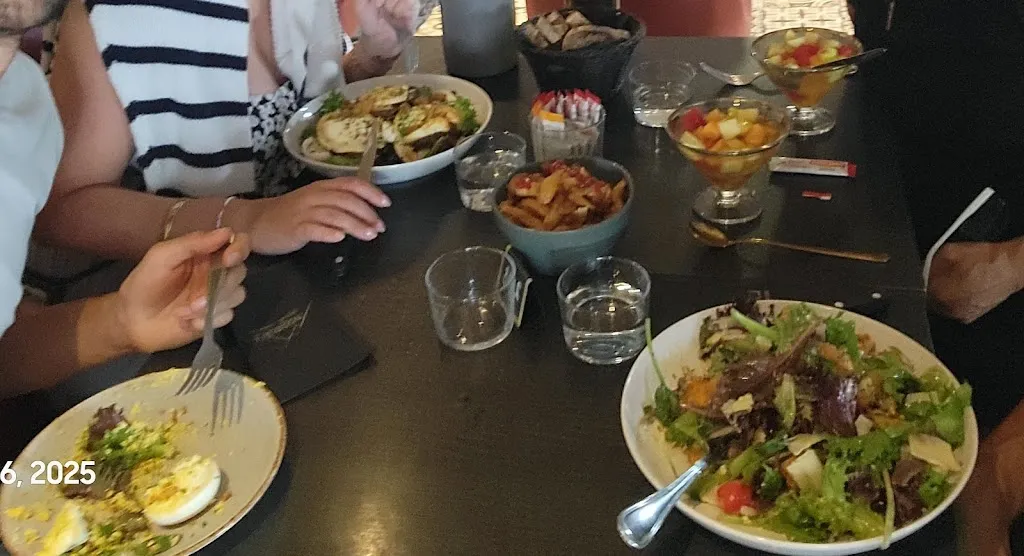 Derek Olea_L' ARAGON_Pau_review