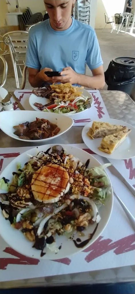 Menu_Bar El Revolt_Sant Jaume de Llierca_immagine_8